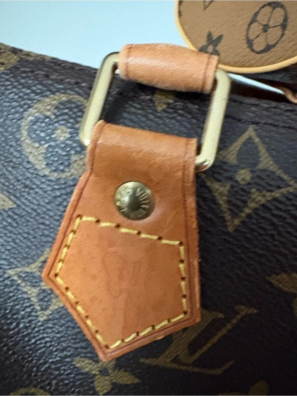 Louis Vuitton comes certificate